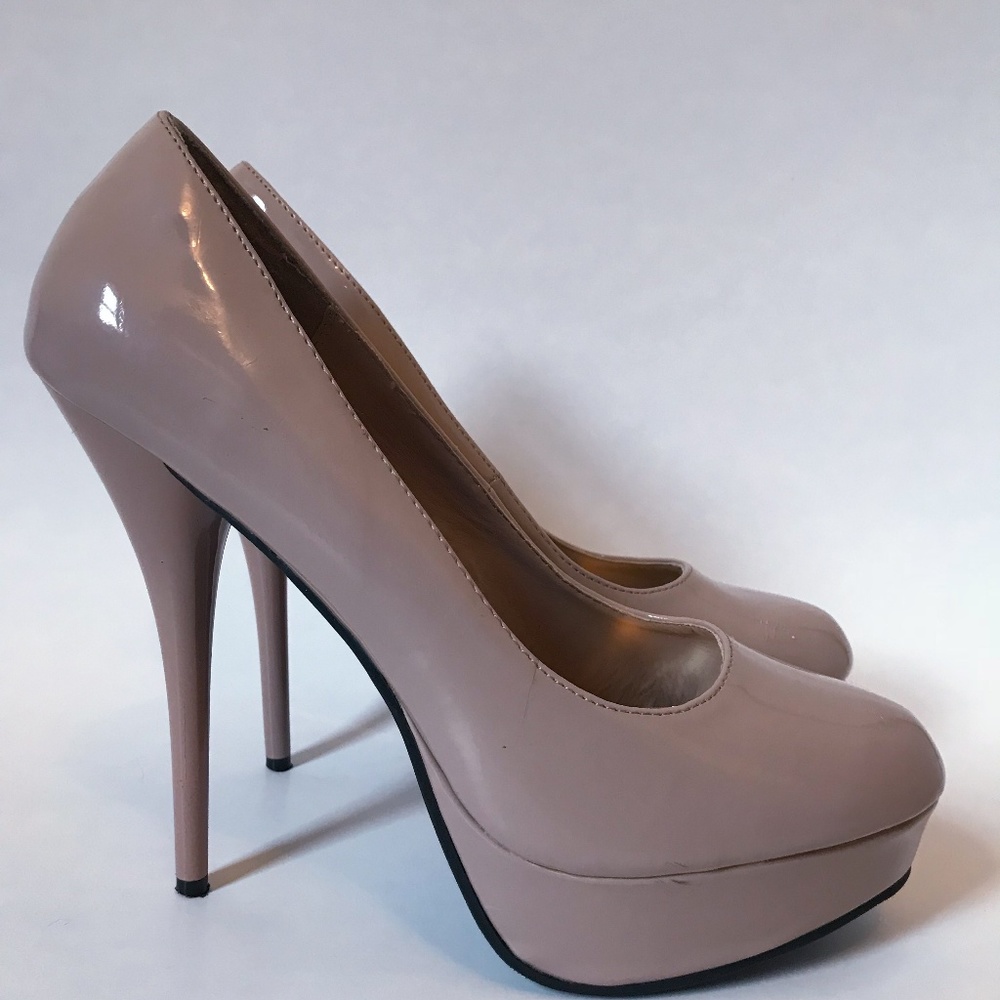 Charlotte Russe Tan Platform Pump 10 - Picture 4 of 8